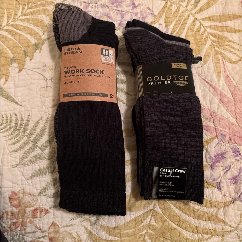 Brand new men’s socks
